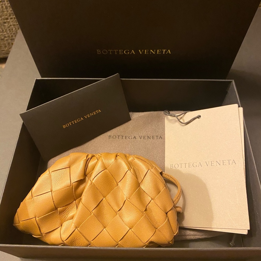 Bottega Veneta Coin Purse in caramel